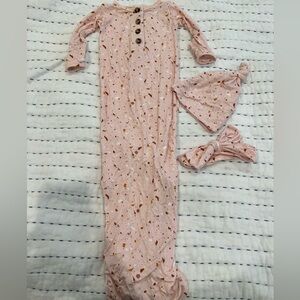 Lou Lou & Company - newborn going home outfit with hat and bow